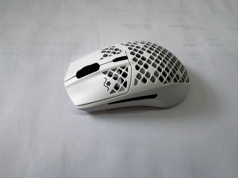 Rato steelseries aerox 3 Snow (2022) com fio