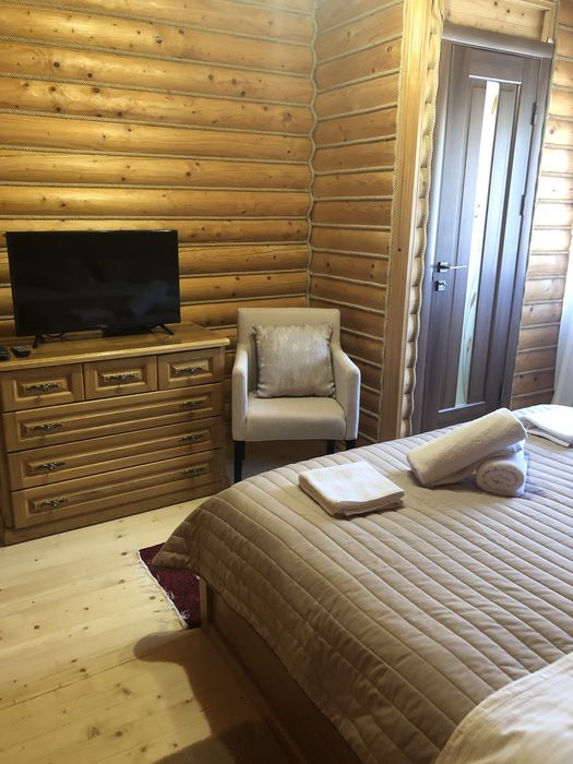 Будинок в Карпатах зелена садиба