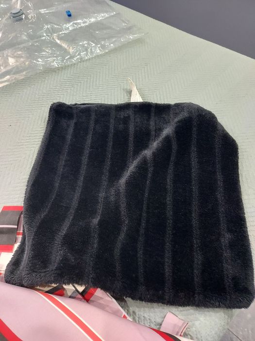 Cortinas com conjunto de almofadas