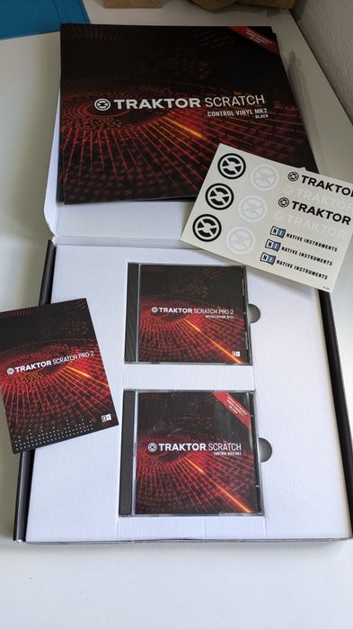 Traktor Scratch PRO 2 Software and Timecode Kit DJ
