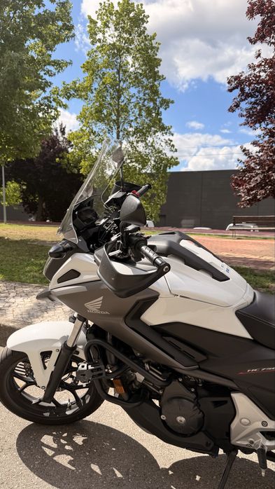 Honda nc 750x automatica