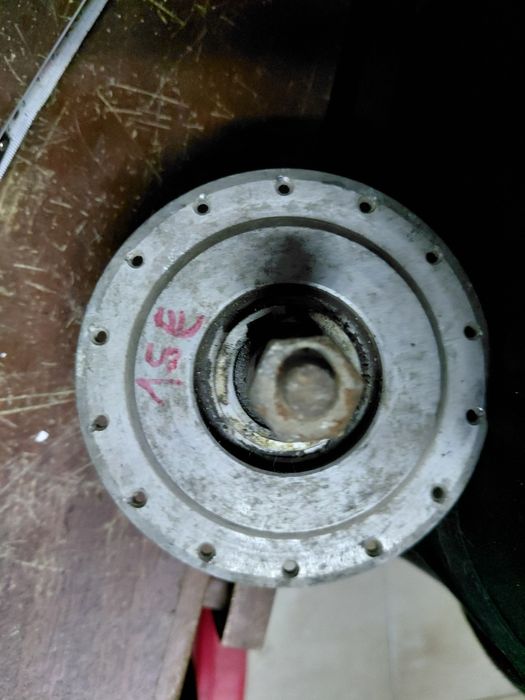 Cubo de motorizada antiga 50cc no estado real que se encontra 15€