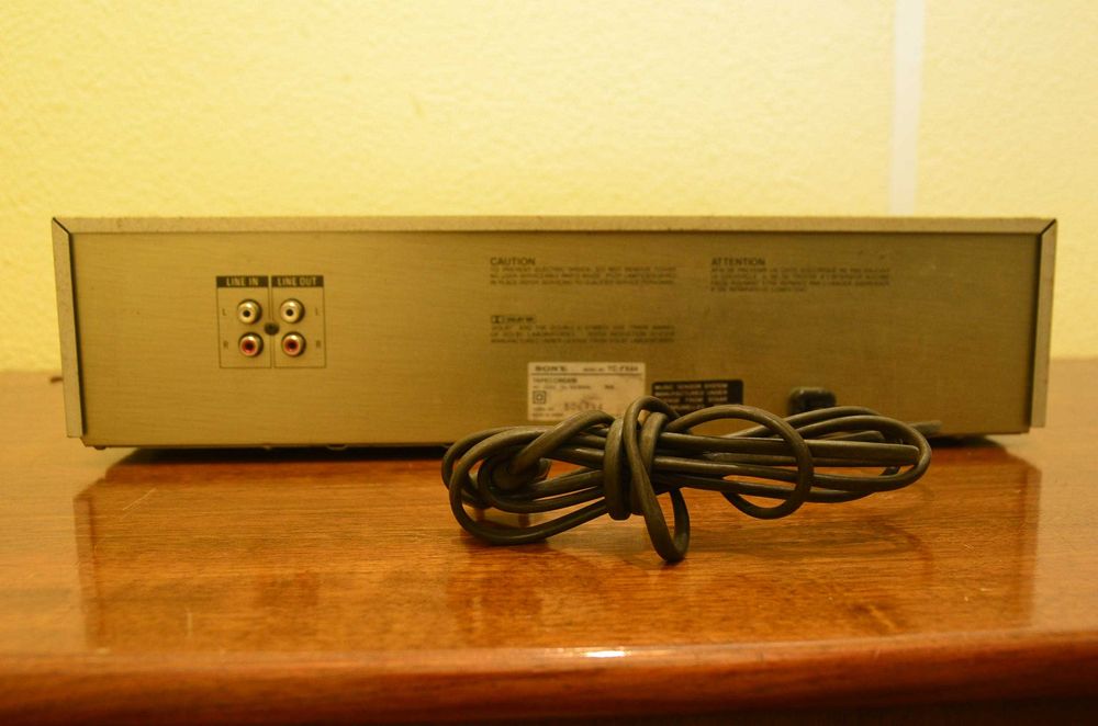 Gravador de cassetes Sony TC-FX44