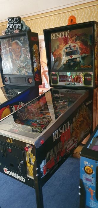 Flipper fliper pinball Rescue 911