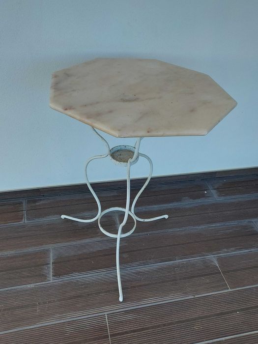 Móveis usados para restauro