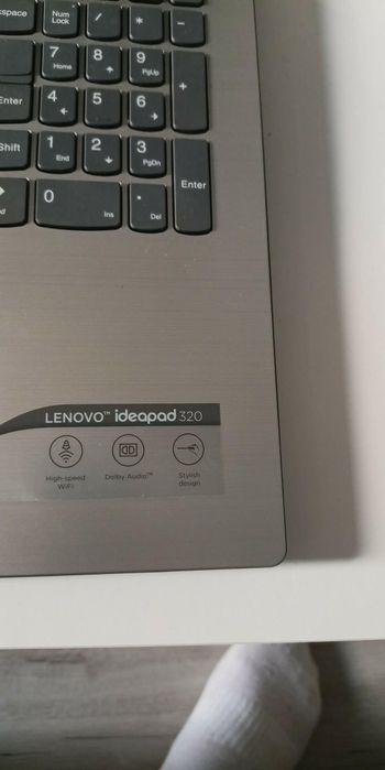 Sprzedam laptop lenovo