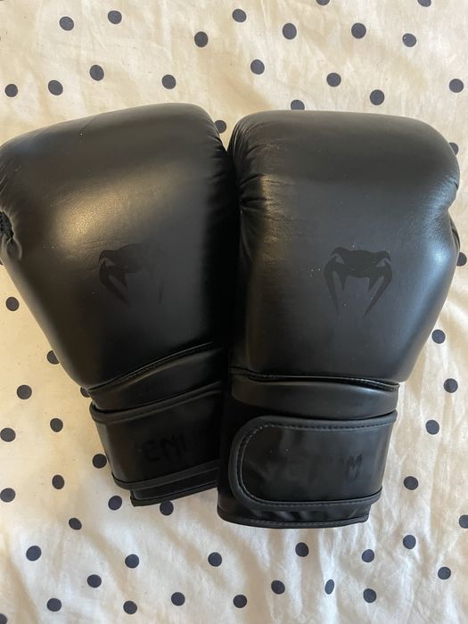 Venum Contender 1.5 14 oz rękawice bokserskie czarne