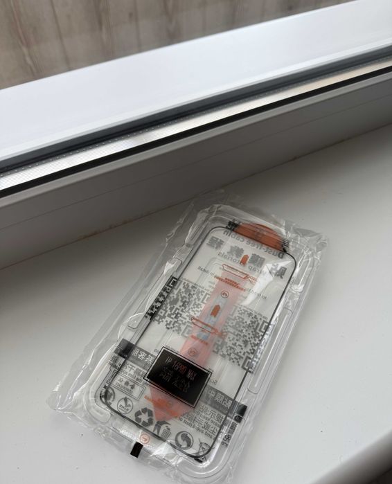 iPhone 16 Pro Max захисне скло з аплікатором