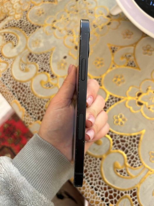 Iphone12 в гарному стані