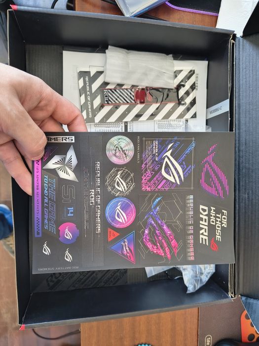 ROG Strix B760-F Gaming Wifi