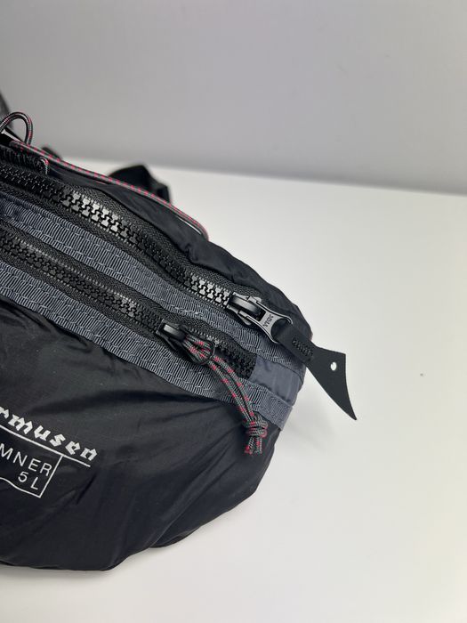 Чоловіча сумка-бананка Klattermusen Bag 5L