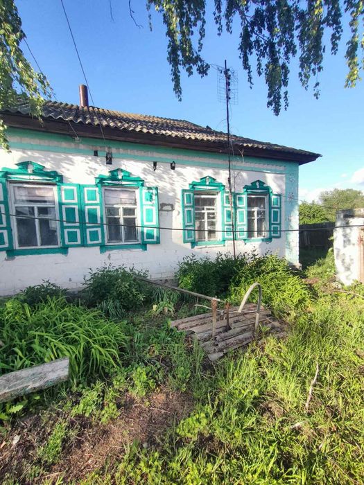 Гарний будинок під житло в селі Горбове