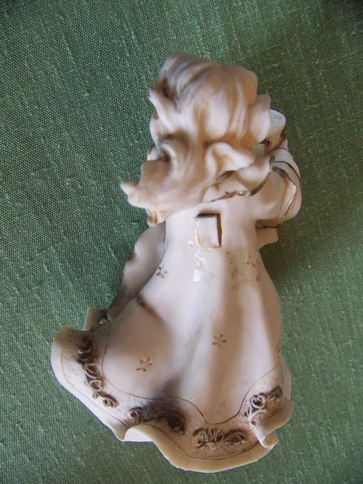 świecznik statuetka 22 cm