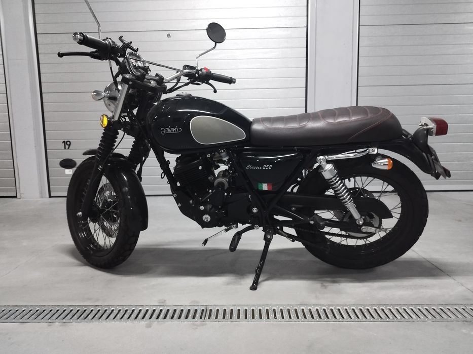 Juliarti crambler 125cv