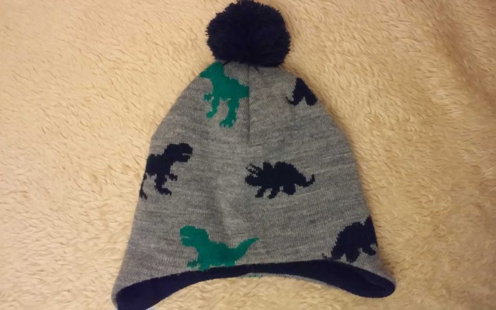 Czapka z nausznikami H&M dinozaury 110 - 128 cm. na 4 - 8 lat