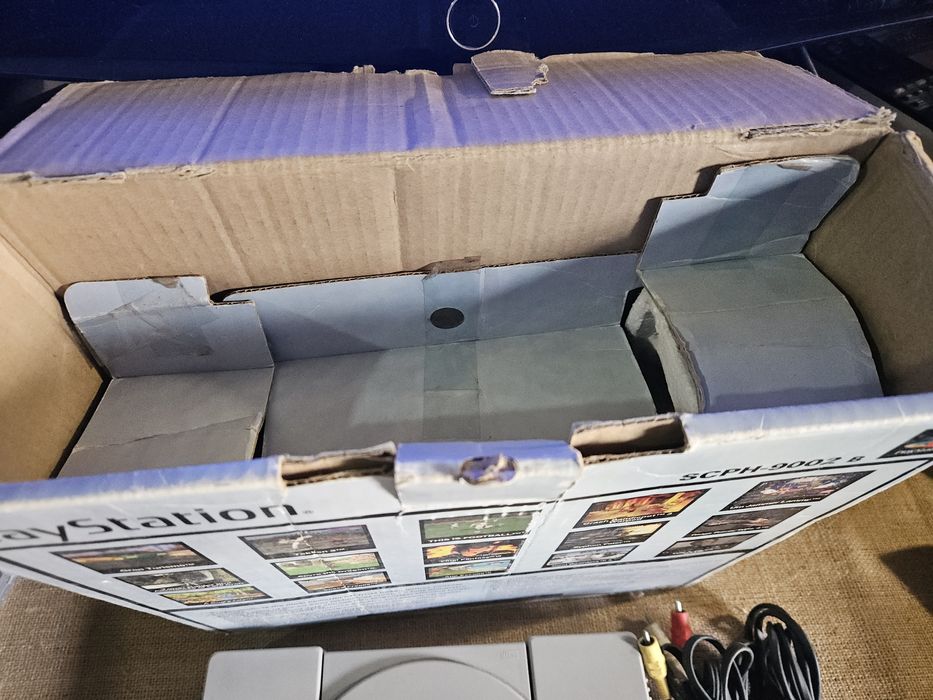 Consola ps1 com caixa