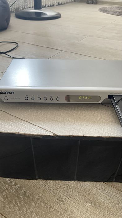 DVD плеєр samsung