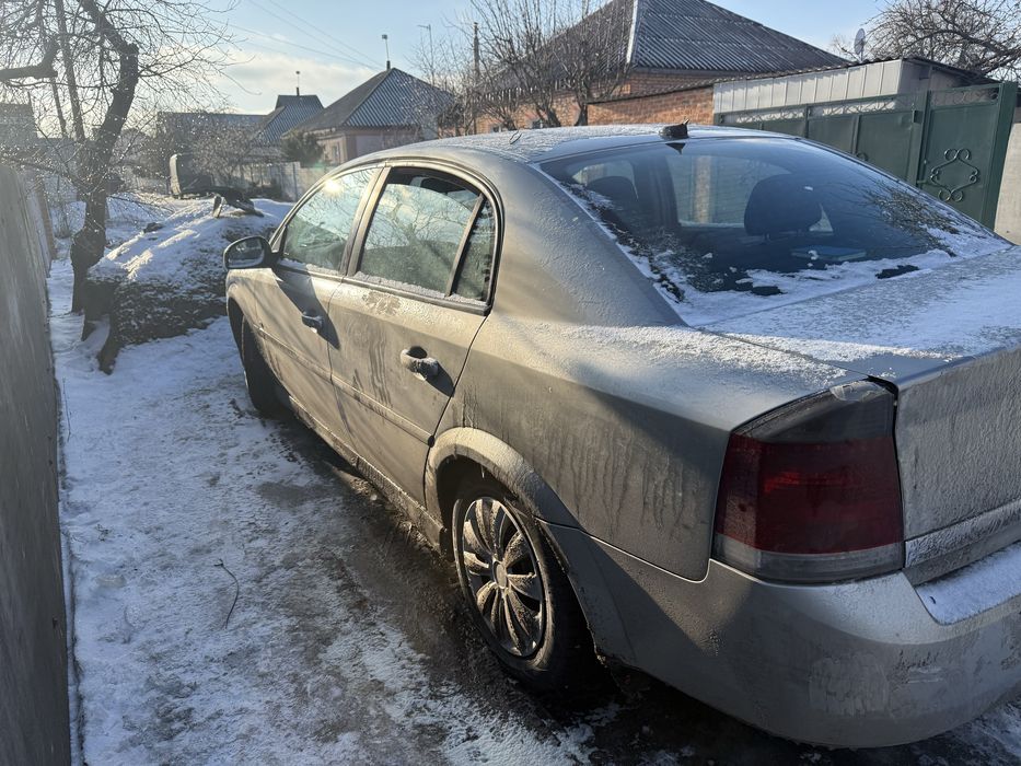 Опель вектра 2004 року