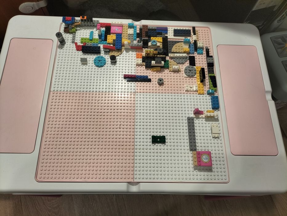 Стіл для лего, столик для лего, для творчості, для конструктора