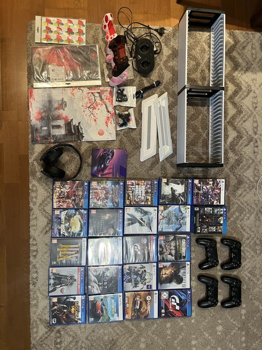 Kolekcja gier i gadżetów PS4/PS5
