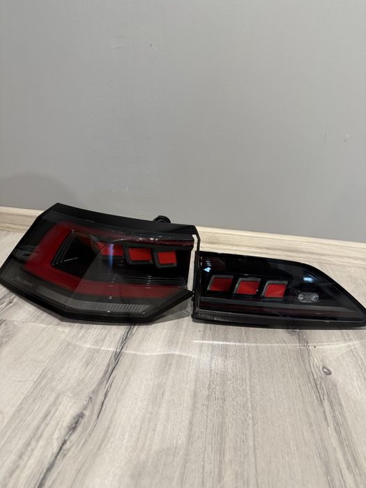 Lampy lewy tył komplet Volkswagen Golf VIII IQ LIGHT