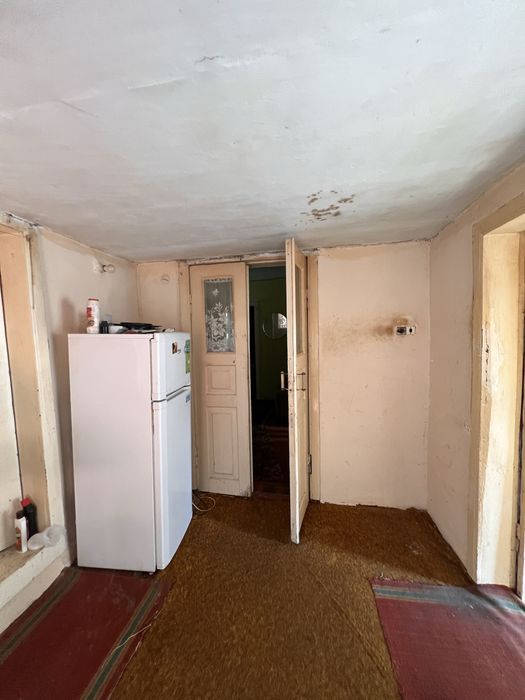 Продам будинок + 6 сот. землі  в м. Шепетівка