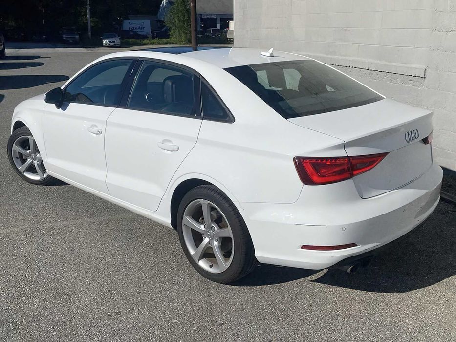 Audi A3      2014