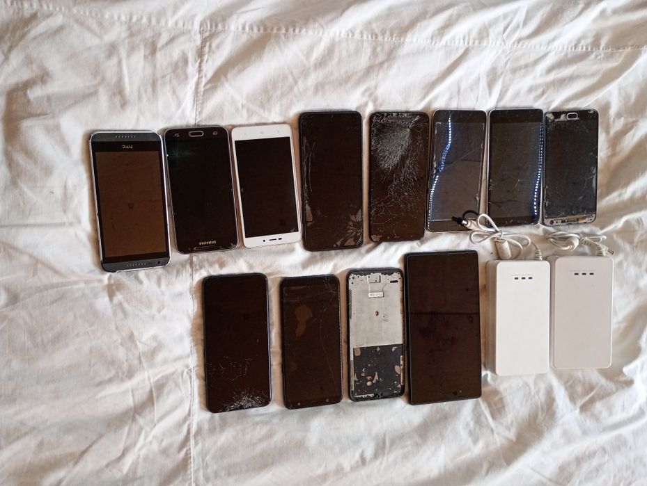 Продам  мобiльнi телефон.