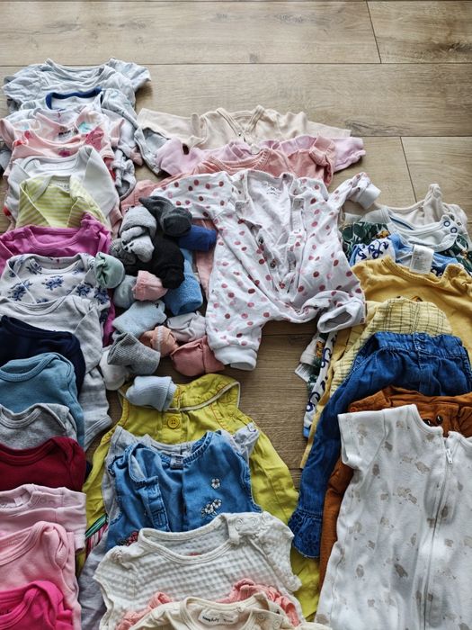 Paczka ubrań dziecięcych rozmiary 56 62 Nike