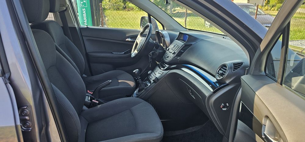 Chevrolet Orlando bardzo ładny 1.8 LPG 7 osobowy