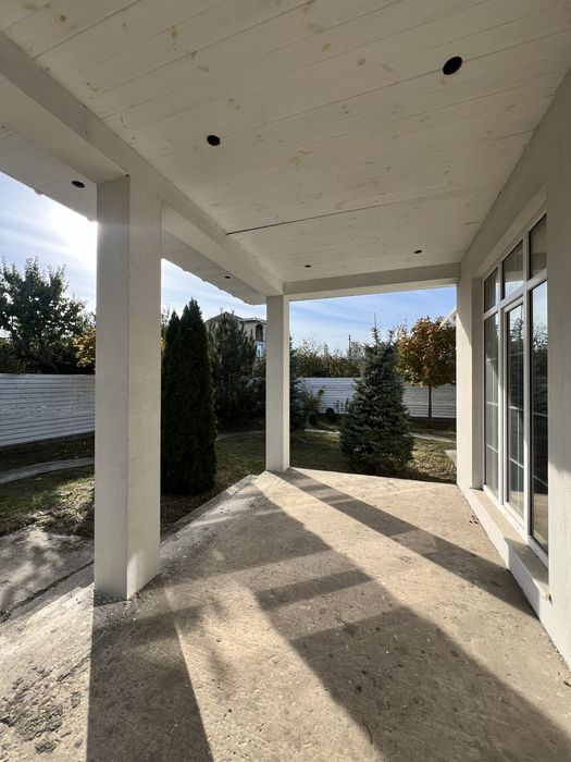 Дом  кирпичный  район Алтестово