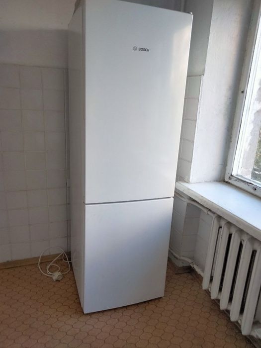 Холодильник BOSCH