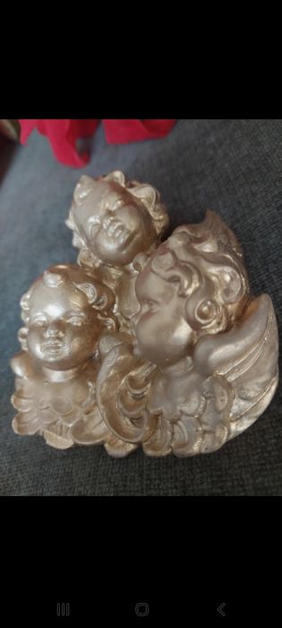 Trio de anjos dourados para pendurar