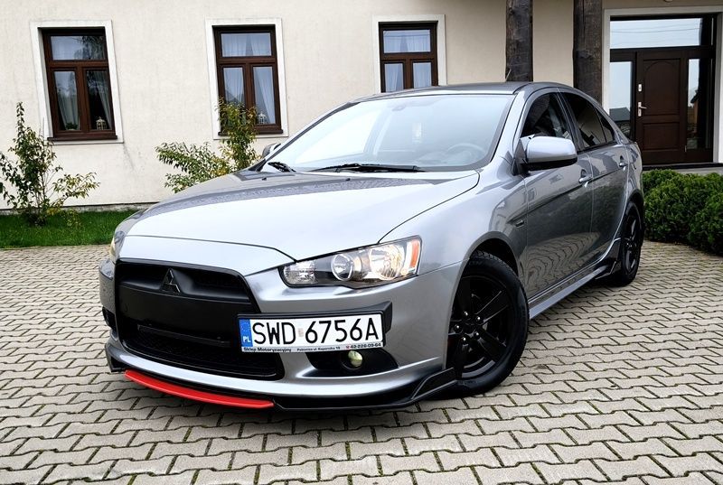 Mitsubishi Lancer