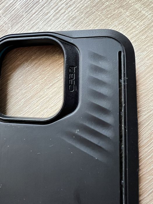 Etui Gear4 Vancouver iPhone 13 pro