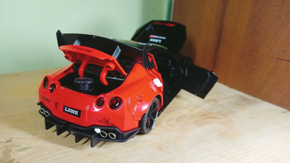 Nissan Skyline GT-R R35 Spoon Sports Модель машинки 1:24: 735 грн ...