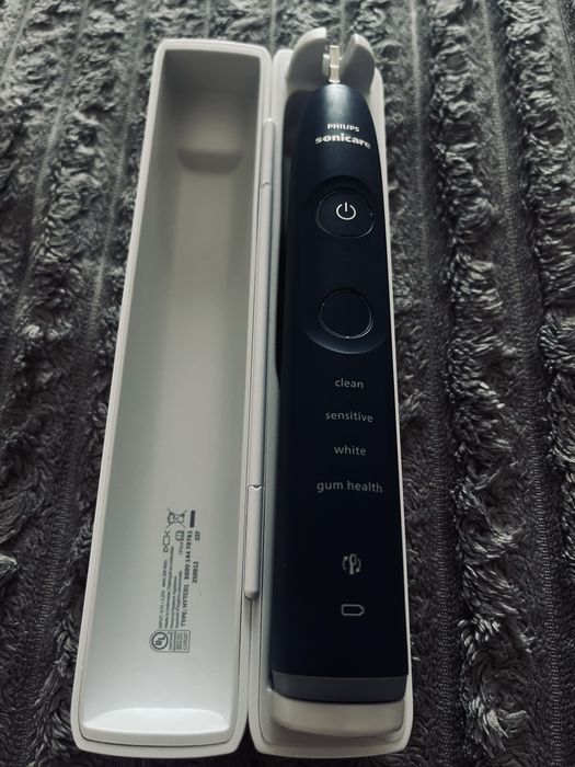 Philips sonicar 7100 зубна щітка Дешево
