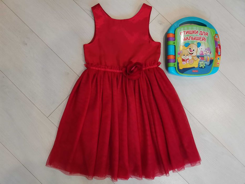 Фирм. красивое нарядное пышное красное платье НМ на 5-6-7 лет, 116 см