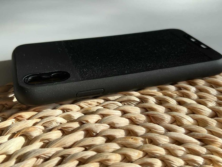 Чехол Moment на iPhone XS (черный)