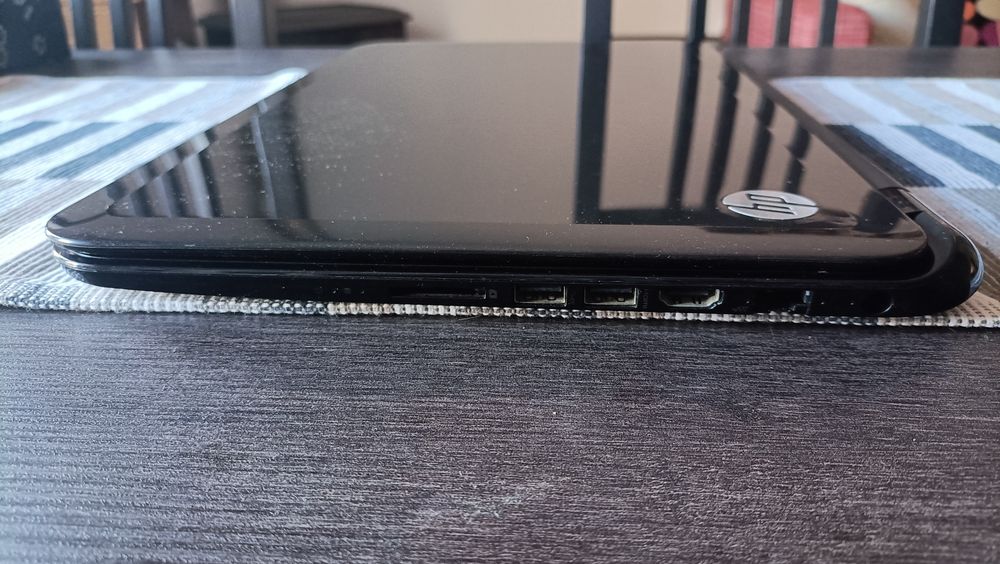 HP Pavilion 15 polegadas64729832324354124