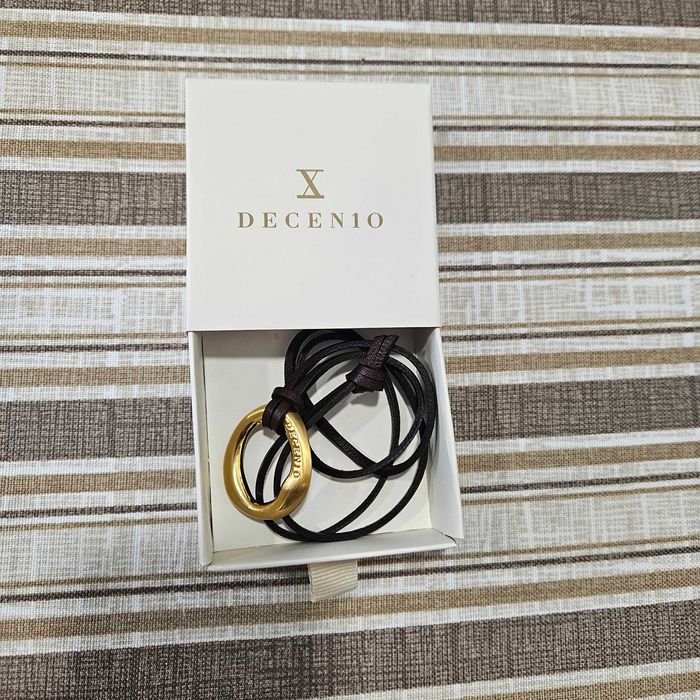 Colar Decenio sem uso