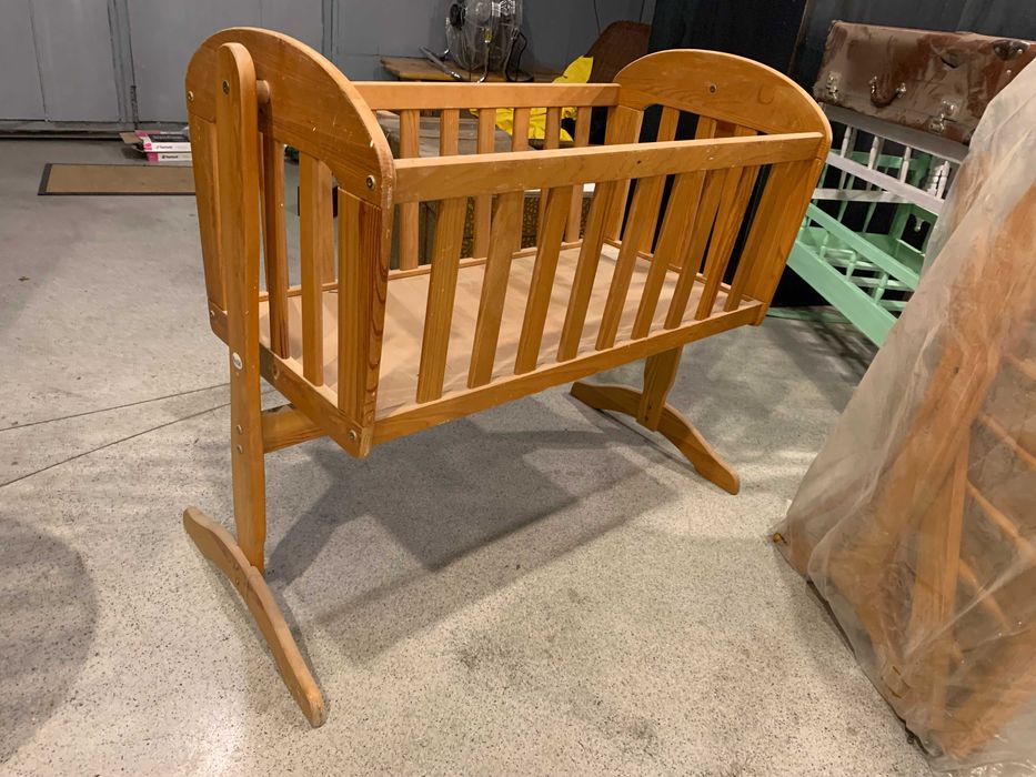 Berço de Madeira pinho antigo vintage