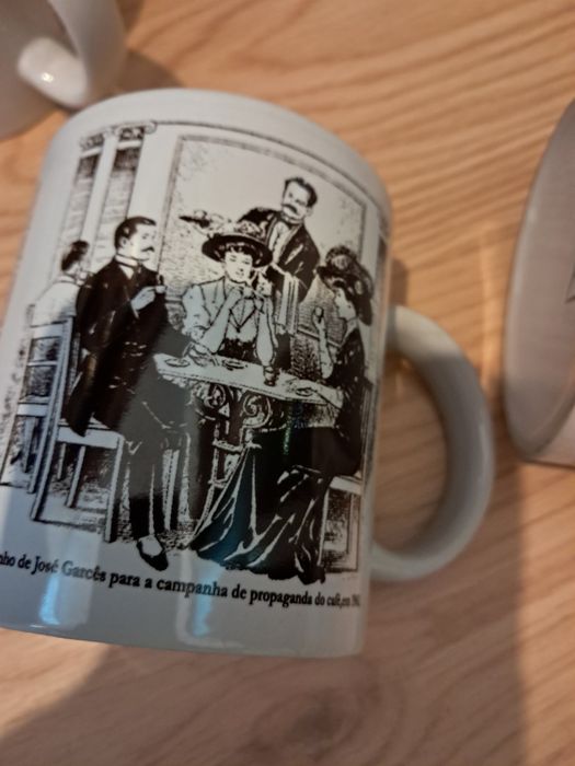 Vendo canecas originais