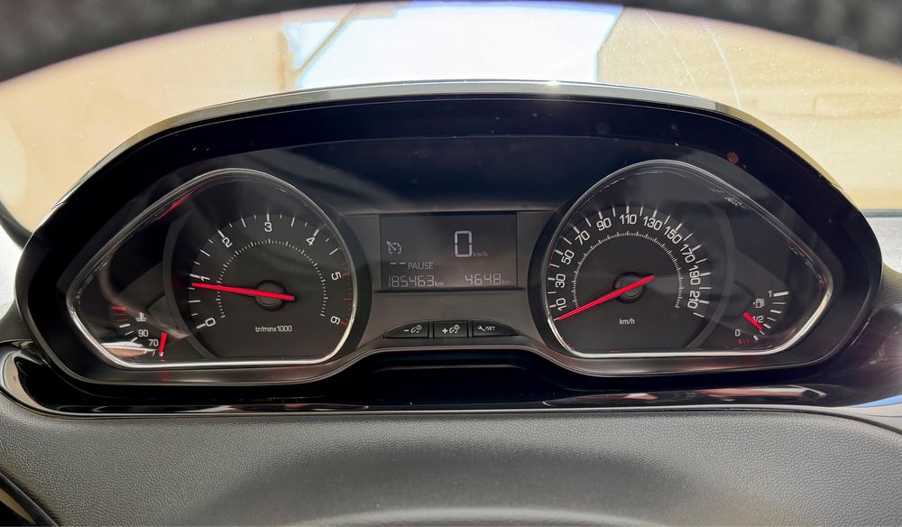 Peugeot 208 1.4 HDI