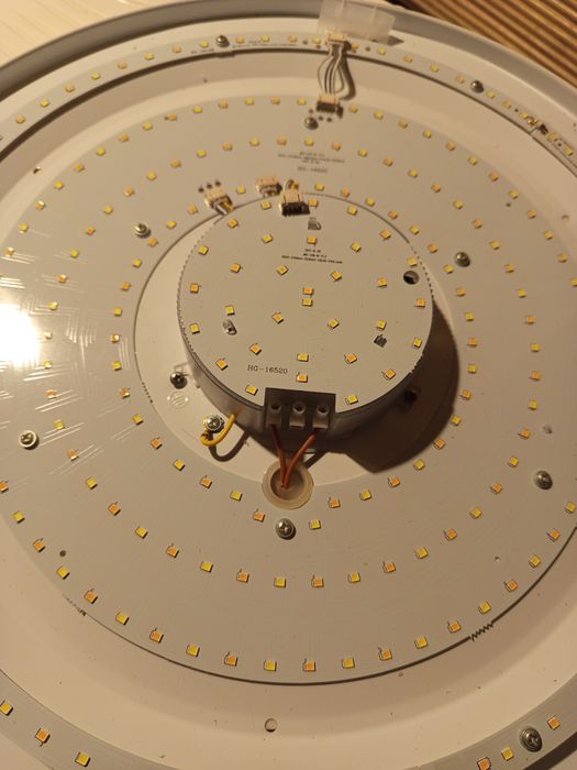 Продам светодиодный светильник