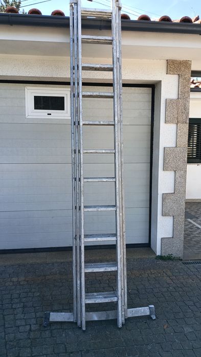 Escada alumínio 3*2,90metros