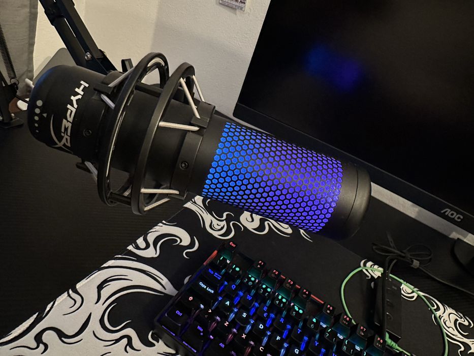 Microfone HyperX QuadCast S Preto