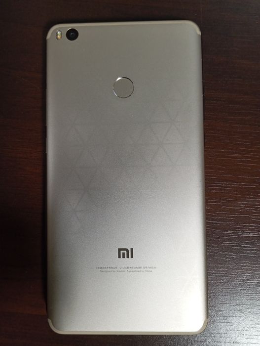 Телефон Xiaomi MI max 2 + HUAWEI