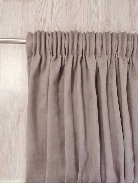 готовий комплект з 2-х штор беж мікровелюр ніжні вишукані