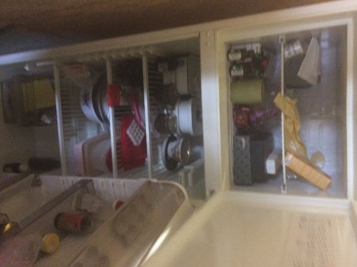 Холодильник ZANUSSI двухкамерный маленький..